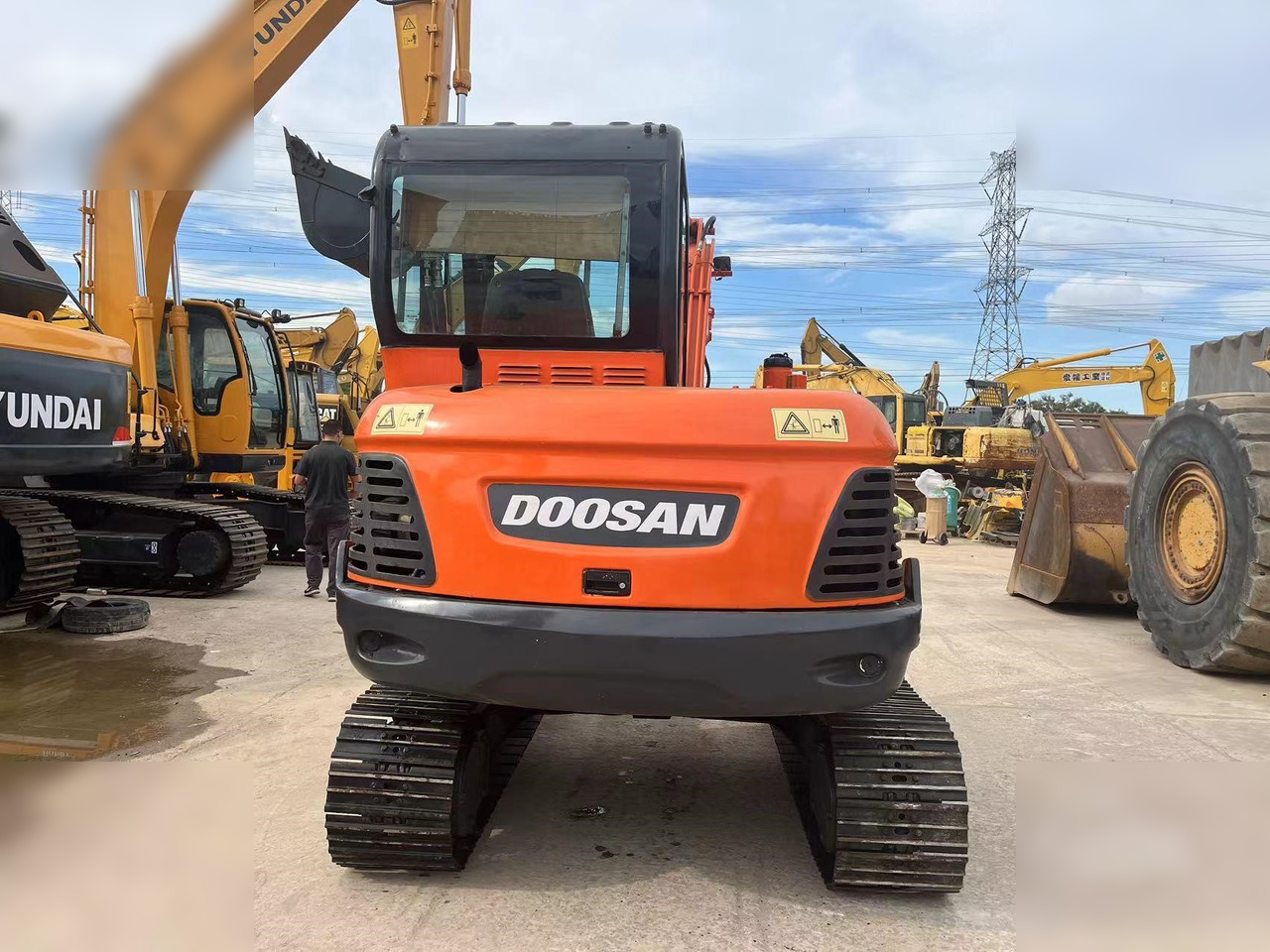 DOOSAN DX60-9C - Bager gusjeničar: slika DOOSAN DX60-9C - Bager gusjeničar DOOSAN DX60-9C - Bager gusjeničar: slika DOOSAN DX60-9C - Bager gusjeničar