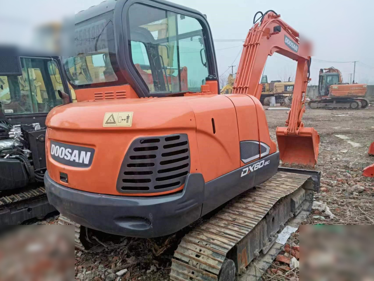 DOOSAN DX60-9C - Bager gusjeničar: slika DOOSAN DX60-9C - Bager gusjeničar DOOSAN DX60-9C - Bager gusjeničar: slika DOOSAN DX60-9C - Bager gusjeničar
