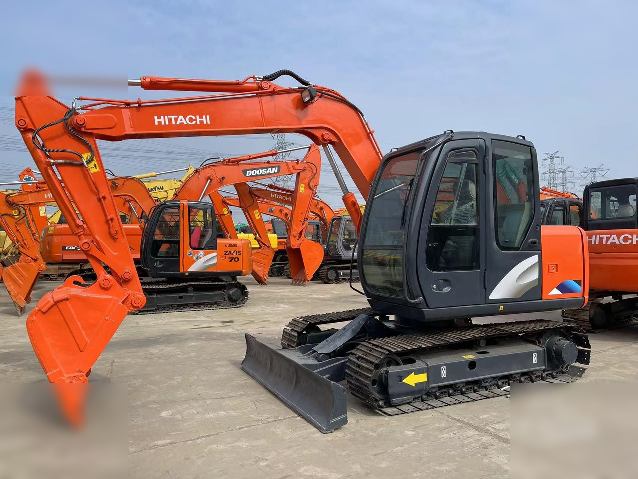 HITACHI ZX70 - Bager gusjeničar: slika HITACHI ZX70 - Bager gusjeničar HITACHI ZX70 - Bager gusjeničar: slika HITACHI ZX70 - Bager gusjeničar