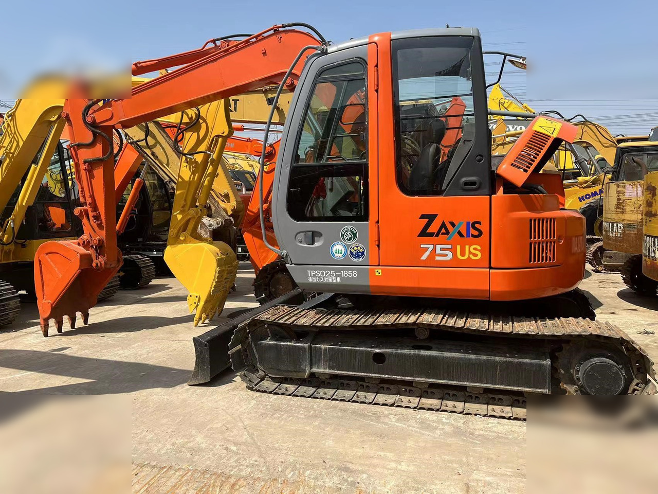 HITACHI ZX75US - Bager gusjeničar: slika HITACHI ZX75US - Bager gusjeničar HITACHI ZX75US - Bager gusjeničar: slika HITACHI ZX75US - Bager gusjeničar