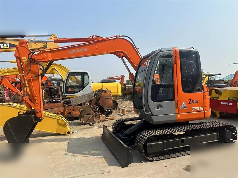 HITACHI ZX75US - Bager gusjeničar: slika HITACHI ZX75US - Bager gusjeničar HITACHI ZX75US - Bager gusjeničar: slika HITACHI ZX75US - Bager gusjeničar