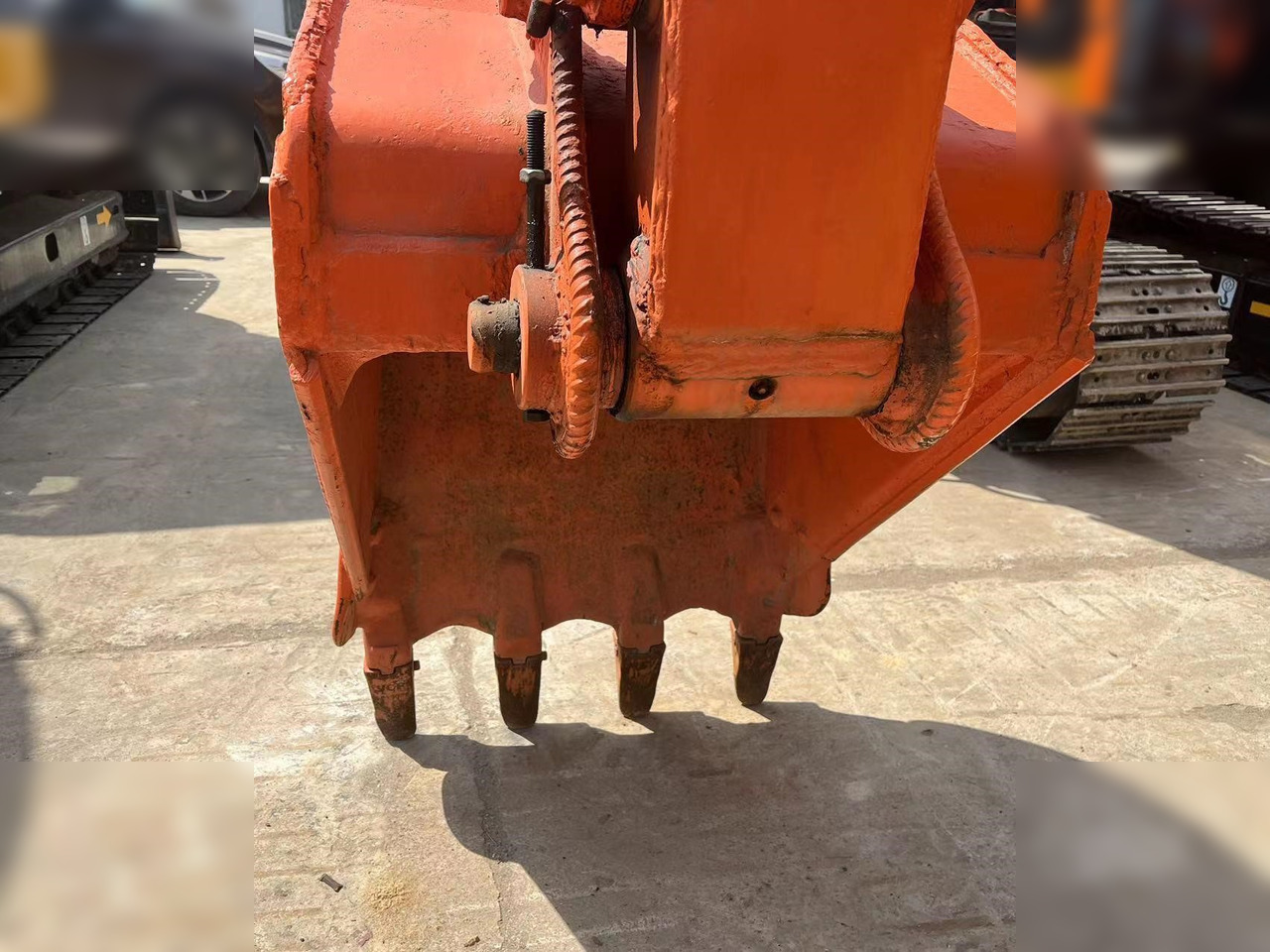 HITACHI ZX75US - Bager gusjeničar: slika HITACHI ZX75US - Bager gusjeničar HITACHI ZX75US - Bager gusjeničar: slika HITACHI ZX75US - Bager gusjeničar