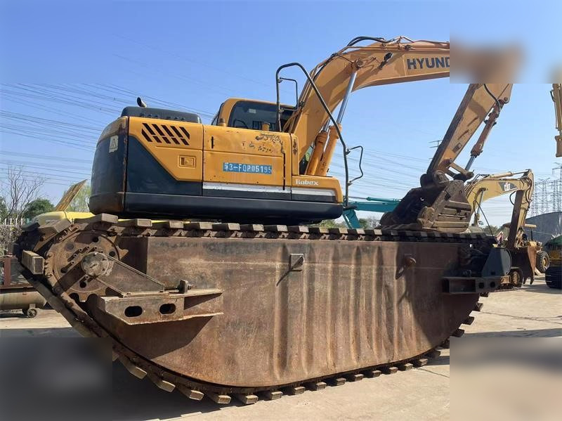 HYUNDAI ROBEX 150 LC-9 - Bager amfibija: slika HYUNDAI ROBEX 150 LC-9 - Bager amfibija HYUNDAI ROBEX 150 LC-9 - Bager amfibija: slika HYUNDAI ROBEX 150 LC-9 - Bager amfibija