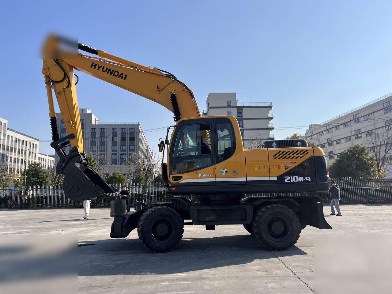 HYUNDAI ROBEX 210W-9 - Bager na kotačima: slika HYUNDAI ROBEX 210W-9 - Bager na kotačima HYUNDAI ROBEX 210W-9 - Bager na kotačima: slika HYUNDAI ROBEX 210W-9 - Bager na kotačima