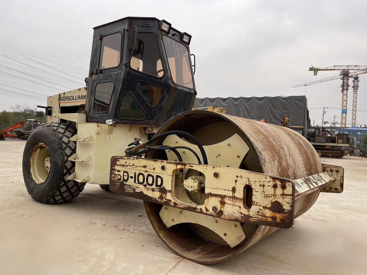 INGERSOLL-RAND SD100D - Kompaktor: slika INGERSOLL-RAND SD100D - Kompaktor INGERSOLL-RAND SD100D - Kompaktor: slika INGERSOLL-RAND SD100D - Kompaktor