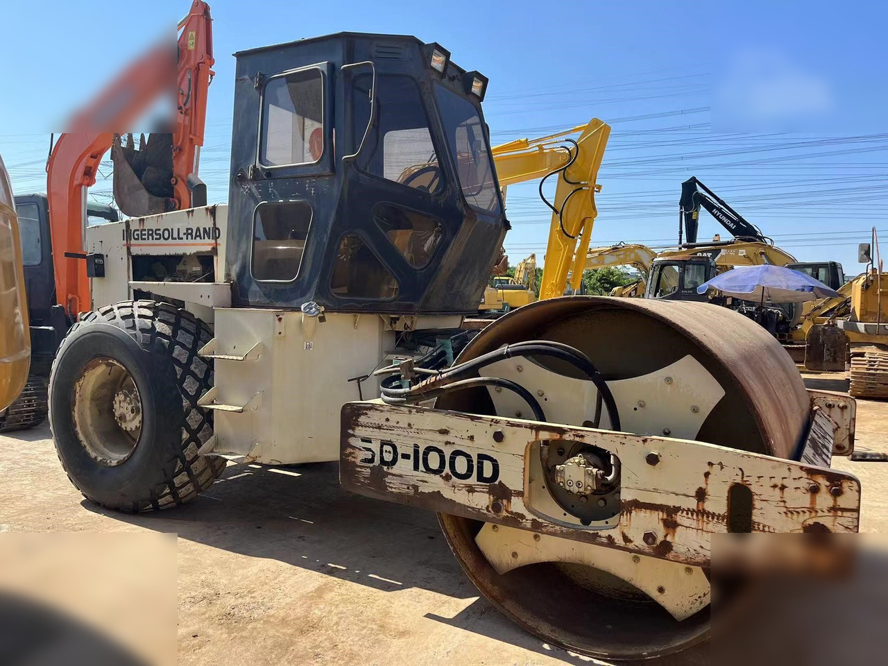 INGERSOLL-RAND SD100D - Valjak: slika INGERSOLL-RAND SD100D - Valjak INGERSOLL-RAND SD100D - Valjak: slika INGERSOLL-RAND SD100D - Valjak