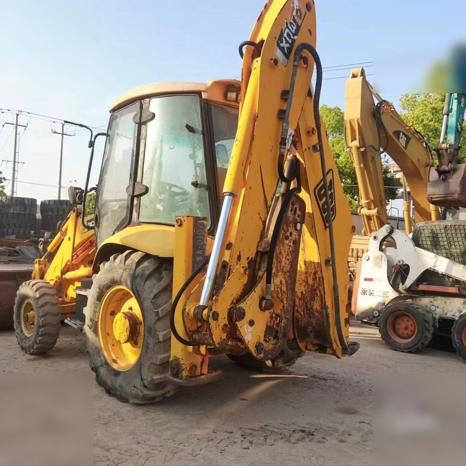 JCB 3CX - Rovokopač-utovarivač: slika JCB 3CX - Rovokopač-utovarivač JCB 3CX - Rovokopač-utovarivač: slika JCB 3CX - Rovokopač-utovarivač
