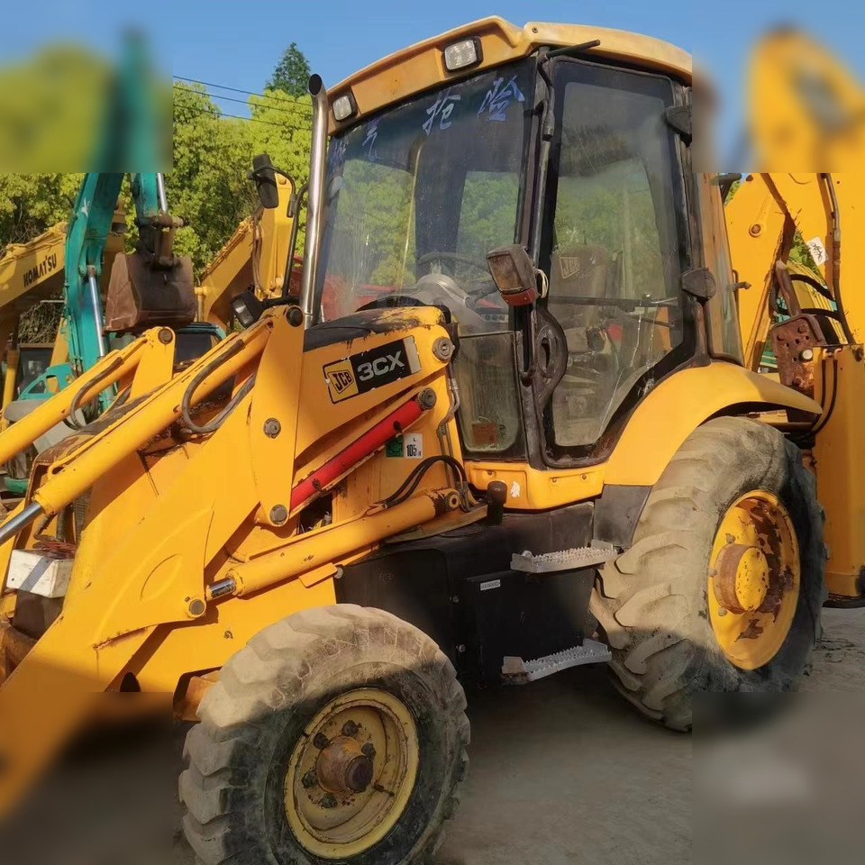 JCB 3CX - Rovokopač-utovarivač: slika JCB 3CX - Rovokopač-utovarivač JCB 3CX - Rovokopač-utovarivač: slika JCB 3CX - Rovokopač-utovarivač