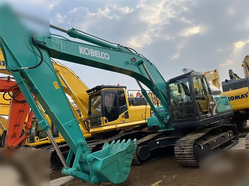 KOBELCO SK200-8 - Bager gusjeničar: slika KOBELCO SK200-8 - Bager gusjeničar KOBELCO SK200-8 - Bager gusjeničar: slika KOBELCO SK200-8 - Bager gusjeničar