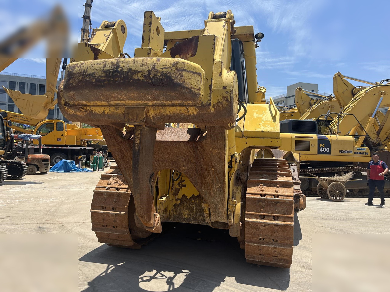 KOMATSU D155A-5 - Buldožer: slika KOMATSU D155A-5 - Buldožer KOMATSU D155A-5 - Buldožer: slika KOMATSU D155A-5 - Buldožer