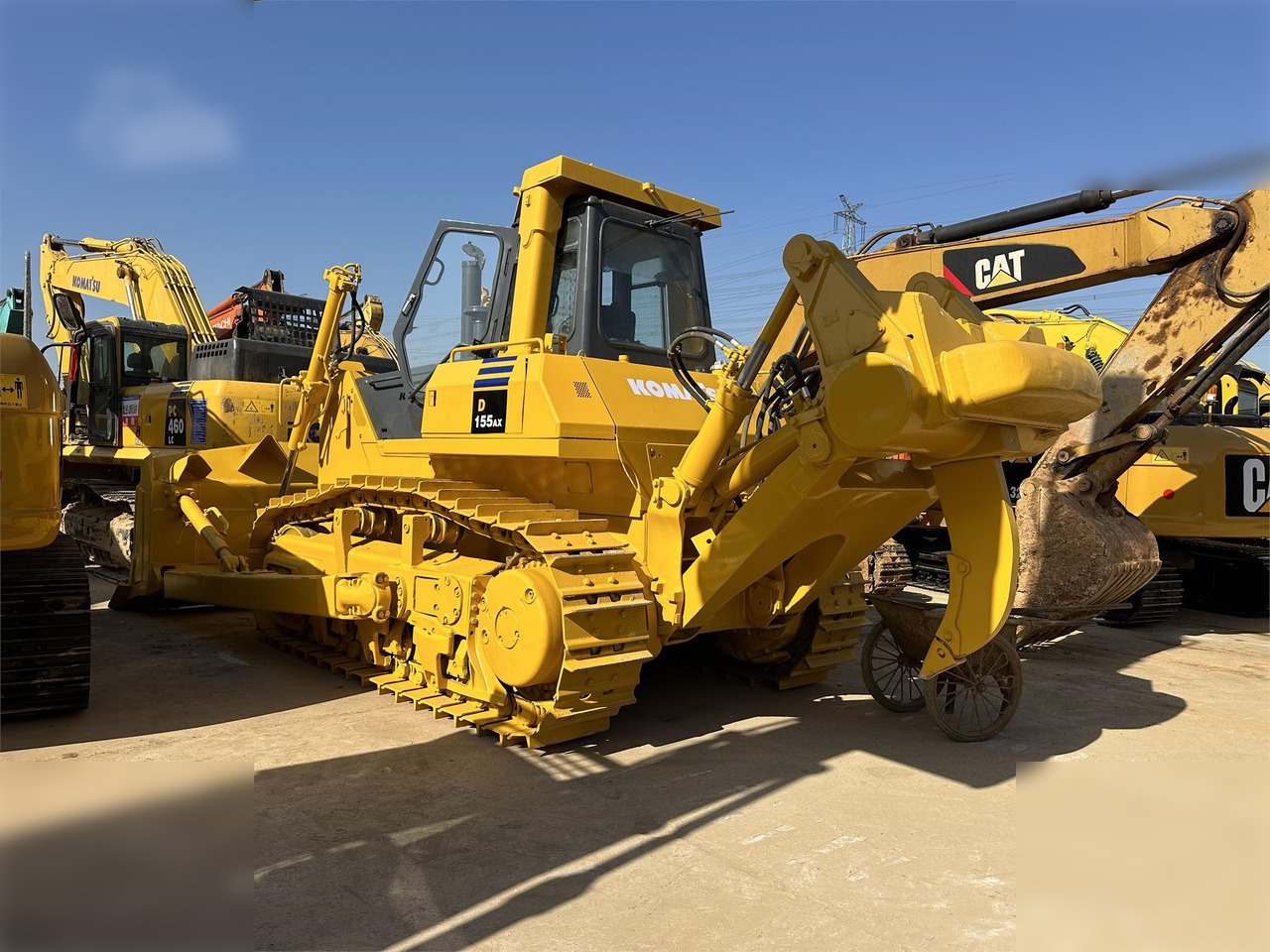 KOMATSU D155A-5 - Buldožer: slika KOMATSU D155A-5 - Buldožer KOMATSU D155A-5 - Buldožer: slika KOMATSU D155A-5 - Buldožer