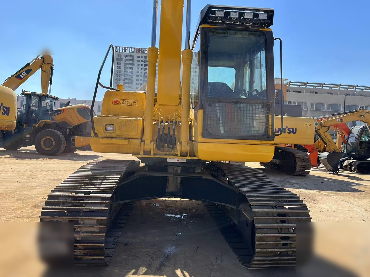 KOMATSU PC160-7 - Bager gusjeničar: slika KOMATSU PC160-7 - Bager gusjeničar KOMATSU PC160-7 - Bager gusjeničar: slika KOMATSU PC160-7 - Bager gusjeničar