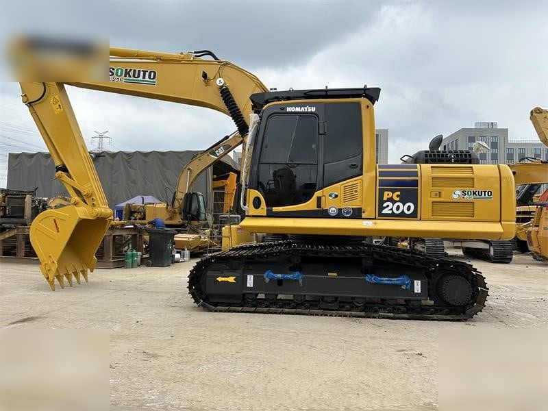 KOMATSU PC200-8 - Bager gusjeničar: slika KOMATSU PC200-8 - Bager gusjeničar KOMATSU PC200-8 - Bager gusjeničar: slika KOMATSU PC200-8 - Bager gusjeničar