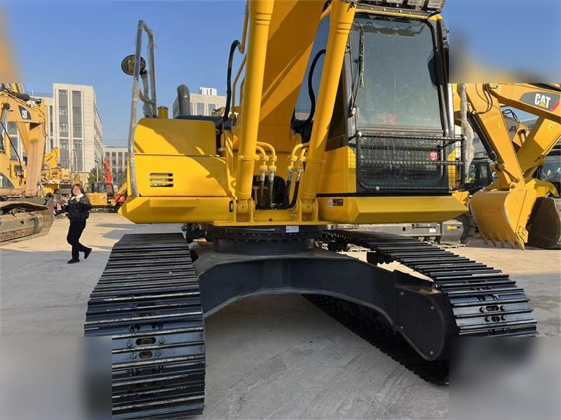 KOMATSU PC200-8N1 - Bager gusjeničar: slika KOMATSU PC200-8N1 - Bager gusjeničar KOMATSU PC200-8N1 - Bager gusjeničar: slika KOMATSU PC200-8N1 - Bager gusjeničar