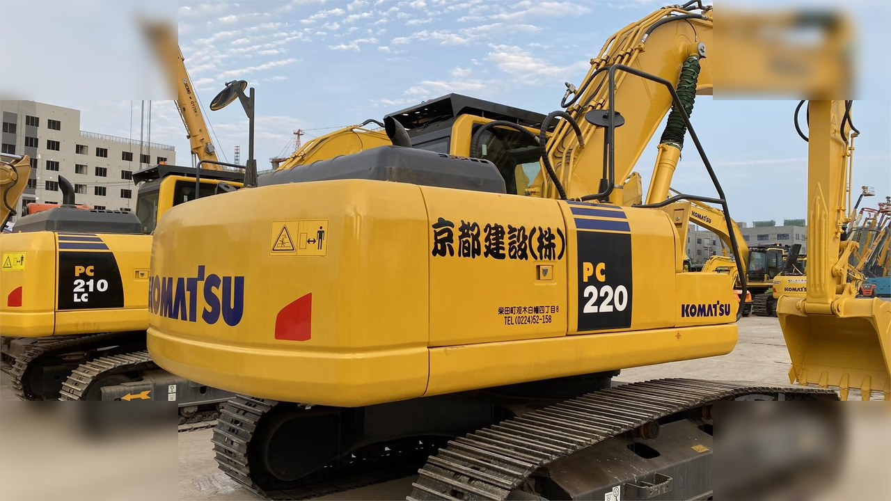 KOMATSU PC220-8 - Bager gusjeničar: slika KOMATSU PC220-8 - Bager gusjeničar KOMATSU PC220-8 - Bager gusjeničar: slika KOMATSU PC220-8 - Bager gusjeničar