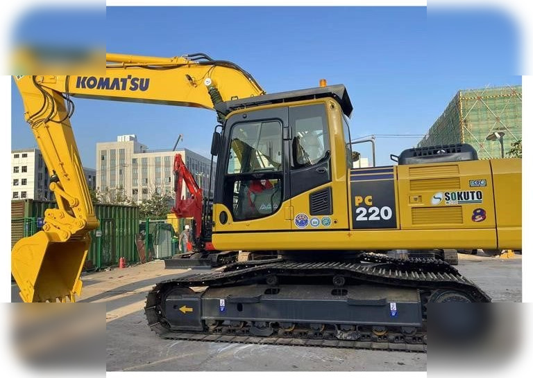 KOMATSU PC220-8 - Bager gusjeničar: slika KOMATSU PC220-8 - Bager gusjeničar KOMATSU PC220-8 - Bager gusjeničar: slika KOMATSU PC220-8 - Bager gusjeničar