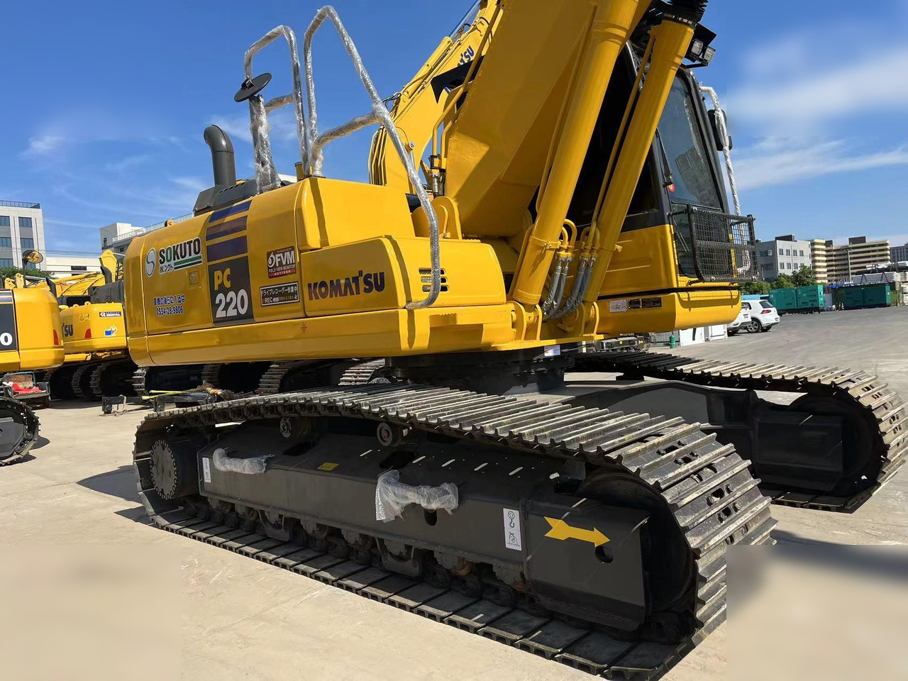 KOMATSU PC220-8 - Bager gusjeničar: slika KOMATSU PC220-8 - Bager gusjeničar KOMATSU PC220-8 - Bager gusjeničar: slika KOMATSU PC220-8 - Bager gusjeničar