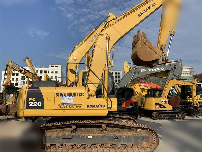 KOMATSU PC220-8N1 - Bager gusjeničar: slika KOMATSU PC220-8N1 - Bager gusjeničar KOMATSU PC220-8N1 - Bager gusjeničar: slika KOMATSU PC220-8N1 - Bager gusjeničar