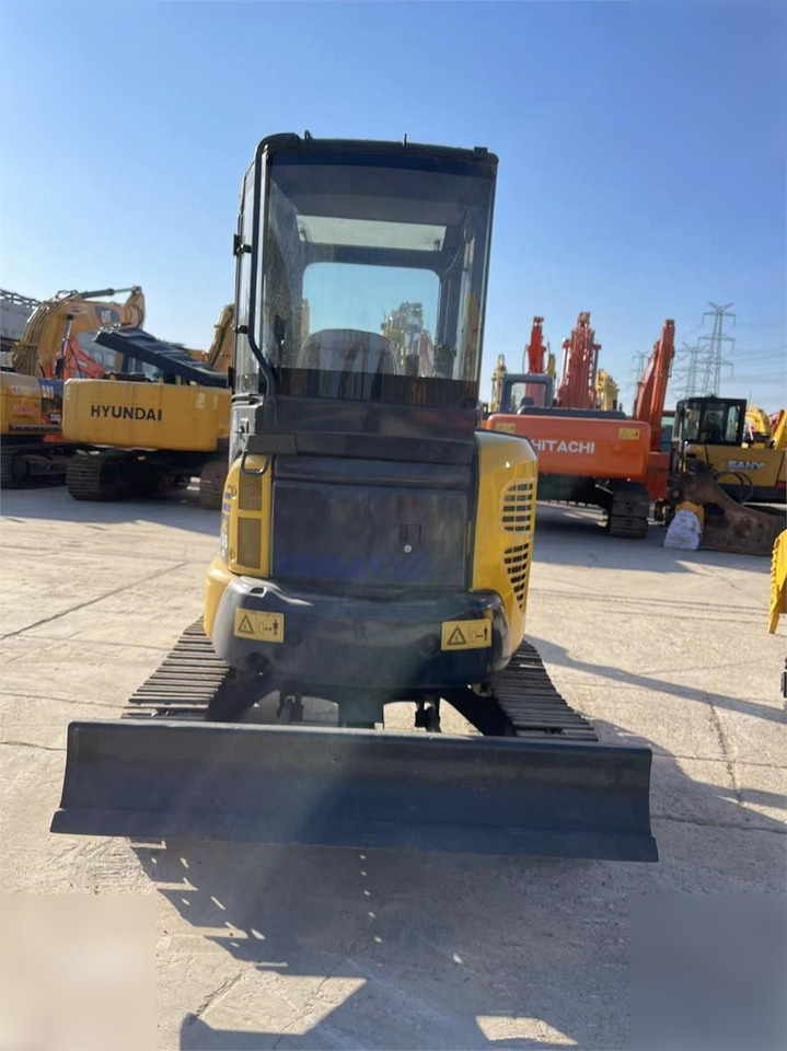 KOMATSU PC35MR-2 - Mini bager: slika KOMATSU PC35MR-2 - Mini bager KOMATSU PC35MR-2 - Mini bager: slika KOMATSU PC35MR-2 - Mini bager
