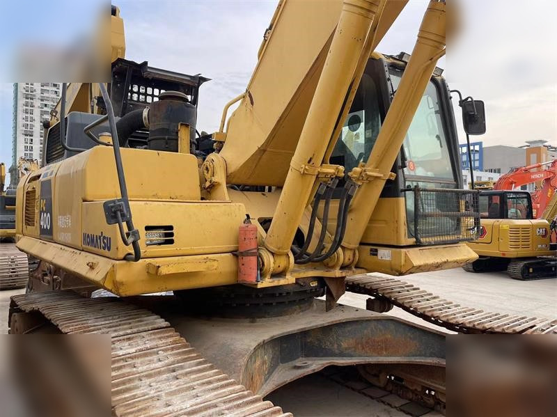 KOMATSU PC400-8 - Bager gusjeničar: slika KOMATSU PC400-8 - Bager gusjeničar KOMATSU PC400-8 - Bager gusjeničar: slika KOMATSU PC400-8 - Bager gusjeničar