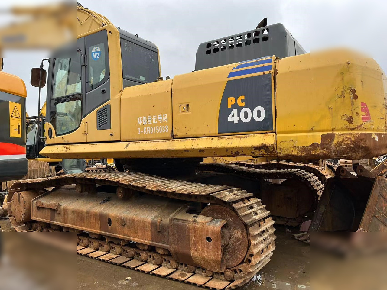 KOMATSU PC400-8 - Bager gusjeničar: slika KOMATSU PC400-8 - Bager gusjeničar KOMATSU PC400-8 - Bager gusjeničar: slika KOMATSU PC400-8 - Bager gusjeničar