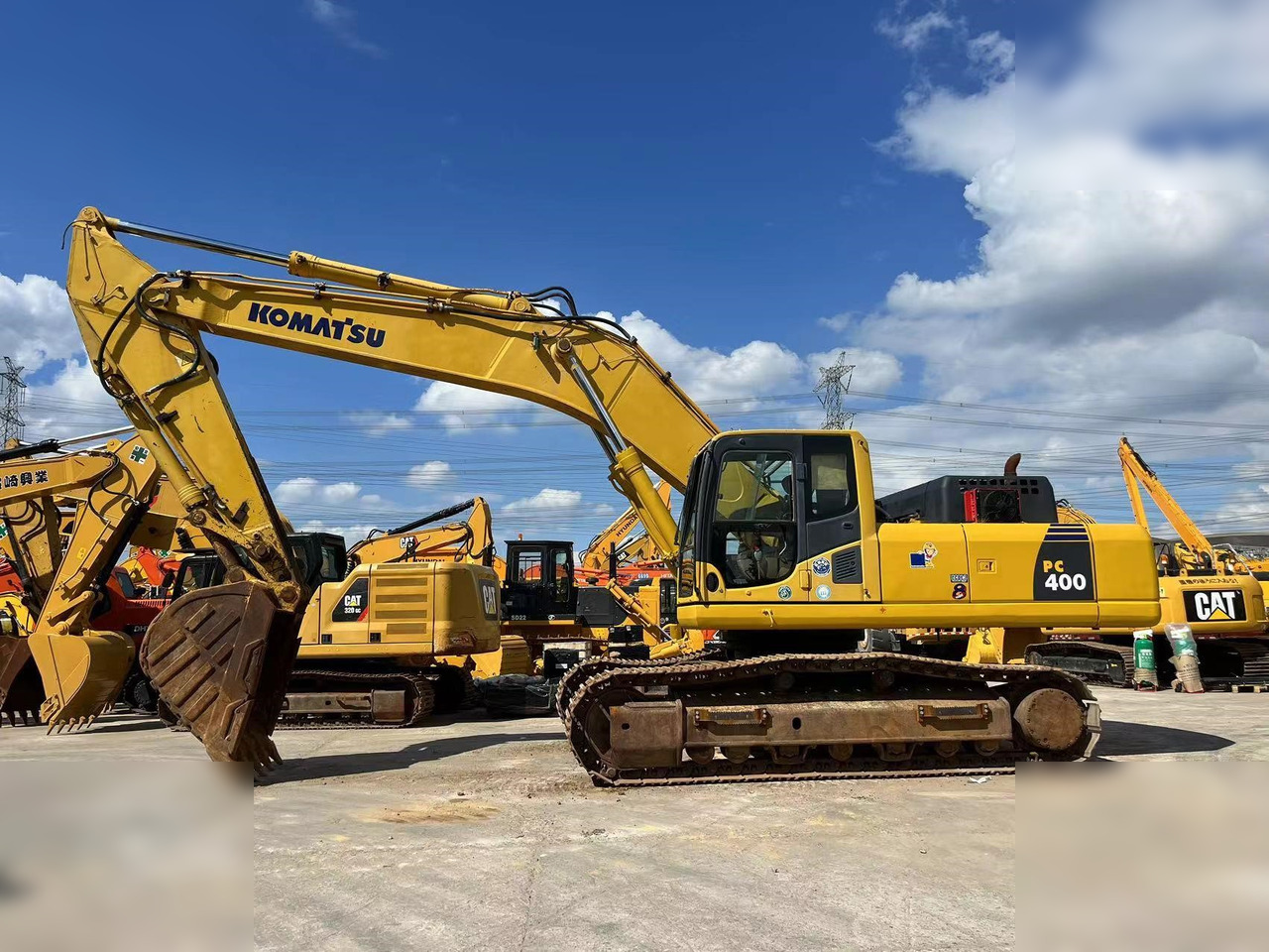 KOMATSU PC400-8 - Bager gusjeničar: slika KOMATSU PC400-8 - Bager gusjeničar KOMATSU PC400-8 - Bager gusjeničar: slika KOMATSU PC400-8 - Bager gusjeničar