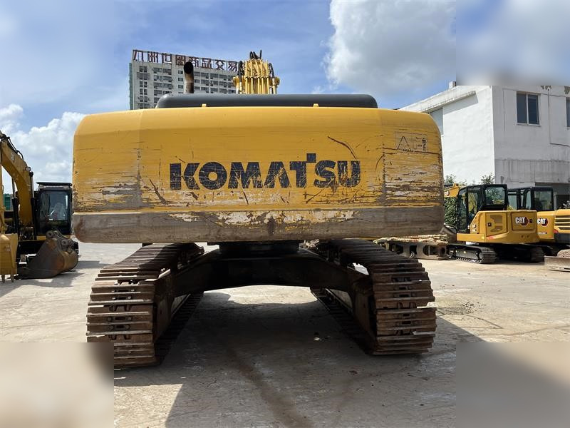 KOMATSU PC400-8 - Bager gusjeničar: slika KOMATSU PC400-8 - Bager gusjeničar KOMATSU PC400-8 - Bager gusjeničar: slika KOMATSU PC400-8 - Bager gusjeničar