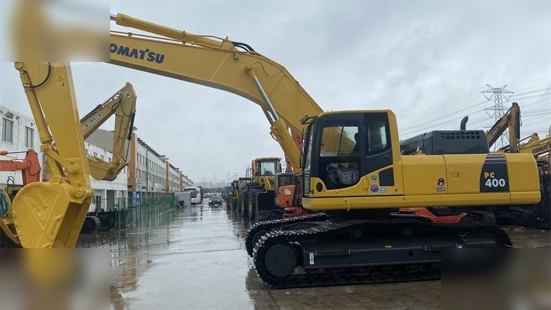 KOMATSU PC400-8 - Bager gusjeničar: slika KOMATSU PC400-8 - Bager gusjeničar KOMATSU PC400-8 - Bager gusjeničar: slika KOMATSU PC400-8 - Bager gusjeničar
