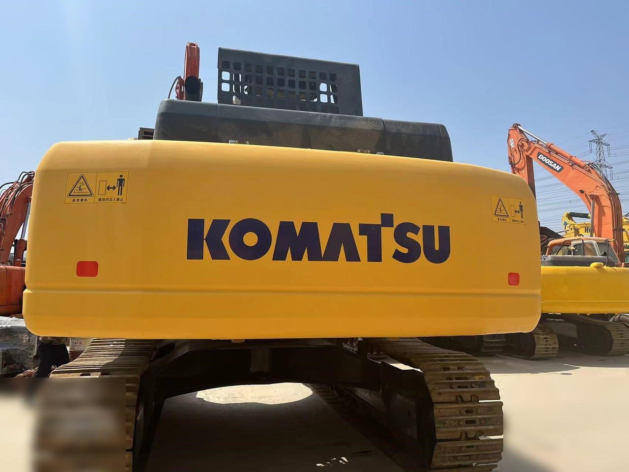KOMATSU PC400-8 - Bager gusjeničar: slika KOMATSU PC400-8 - Bager gusjeničar KOMATSU PC400-8 - Bager gusjeničar: slika KOMATSU PC400-8 - Bager gusjeničar
