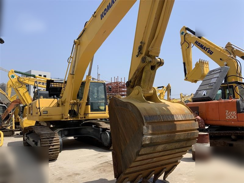 KOMATSU PC400-8 - Bager gusjeničar: slika KOMATSU PC400-8 - Bager gusjeničar KOMATSU PC400-8 - Bager gusjeničar: slika KOMATSU PC400-8 - Bager gusjeničar