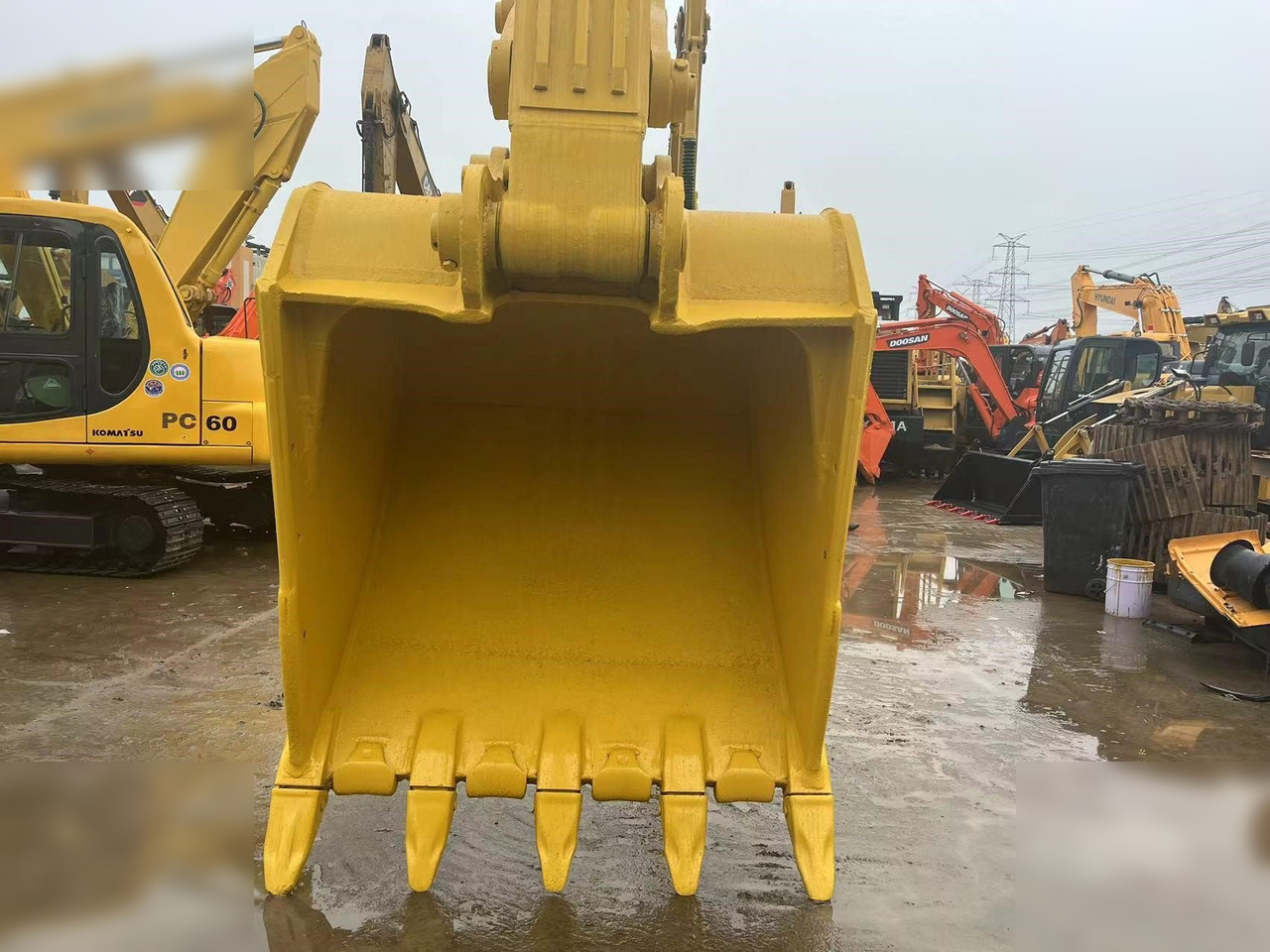 KOMATSU PC450-8 - Bager gusjeničar: slika KOMATSU PC450-8 - Bager gusjeničar KOMATSU PC450-8 - Bager gusjeničar: slika KOMATSU PC450-8 - Bager gusjeničar