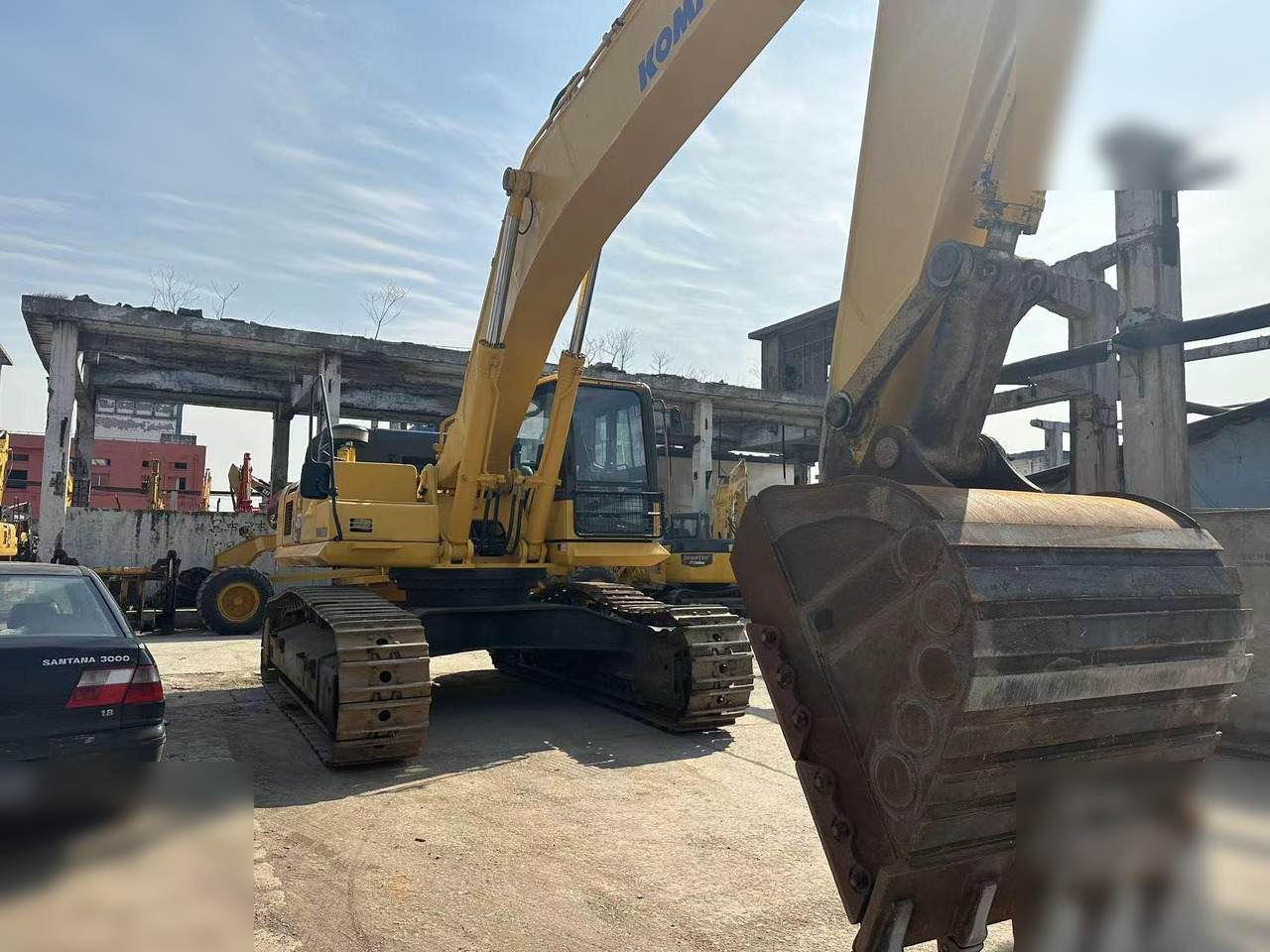 KOMATSU PC460 LC-8 - Bager gusjeničar: slika KOMATSU PC460 LC-8 - Bager gusjeničar KOMATSU PC460 LC-8 - Bager gusjeničar: slika KOMATSU PC460 LC-8 - Bager gusjeničar