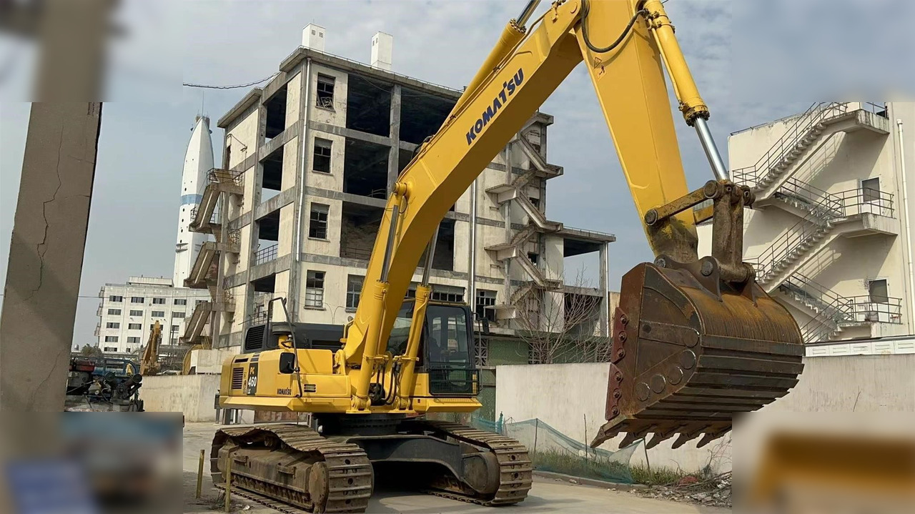 KOMATSU PC460 LC-8 - Bager gusjeničar: slika KOMATSU PC460 LC-8 - Bager gusjeničar KOMATSU PC460 LC-8 - Bager gusjeničar: slika KOMATSU PC460 LC-8 - Bager gusjeničar