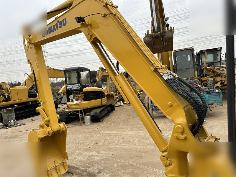 KOMATSU PC50MR-2 - Mini bager: slika KOMATSU PC50MR-2 - Mini bager KOMATSU PC50MR-2 - Mini bager: slika KOMATSU PC50MR-2 - Mini bager