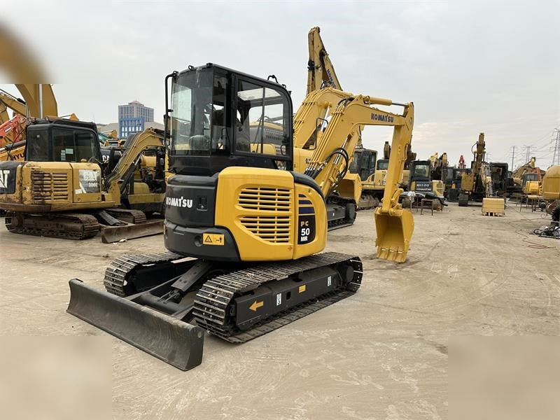 KOMATSU PC50MR-2 - Mini bager: slika KOMATSU PC50MR-2 - Mini bager KOMATSU PC50MR-2 - Mini bager: slika KOMATSU PC50MR-2 - Mini bager