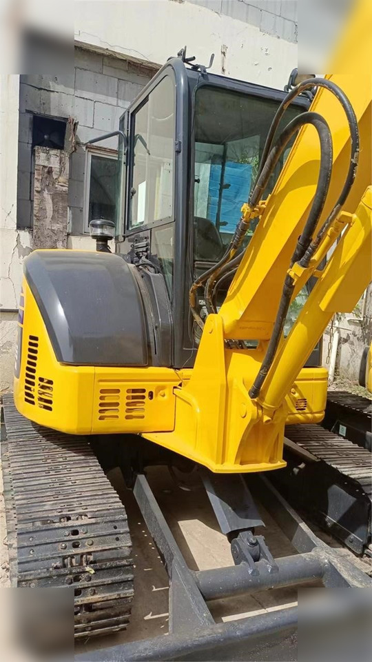 KOMATSU PC55MR-2 - Mini bager: slika KOMATSU PC55MR-2 - Mini bager KOMATSU PC55MR-2 - Mini bager: slika KOMATSU PC55MR-2 - Mini bager
