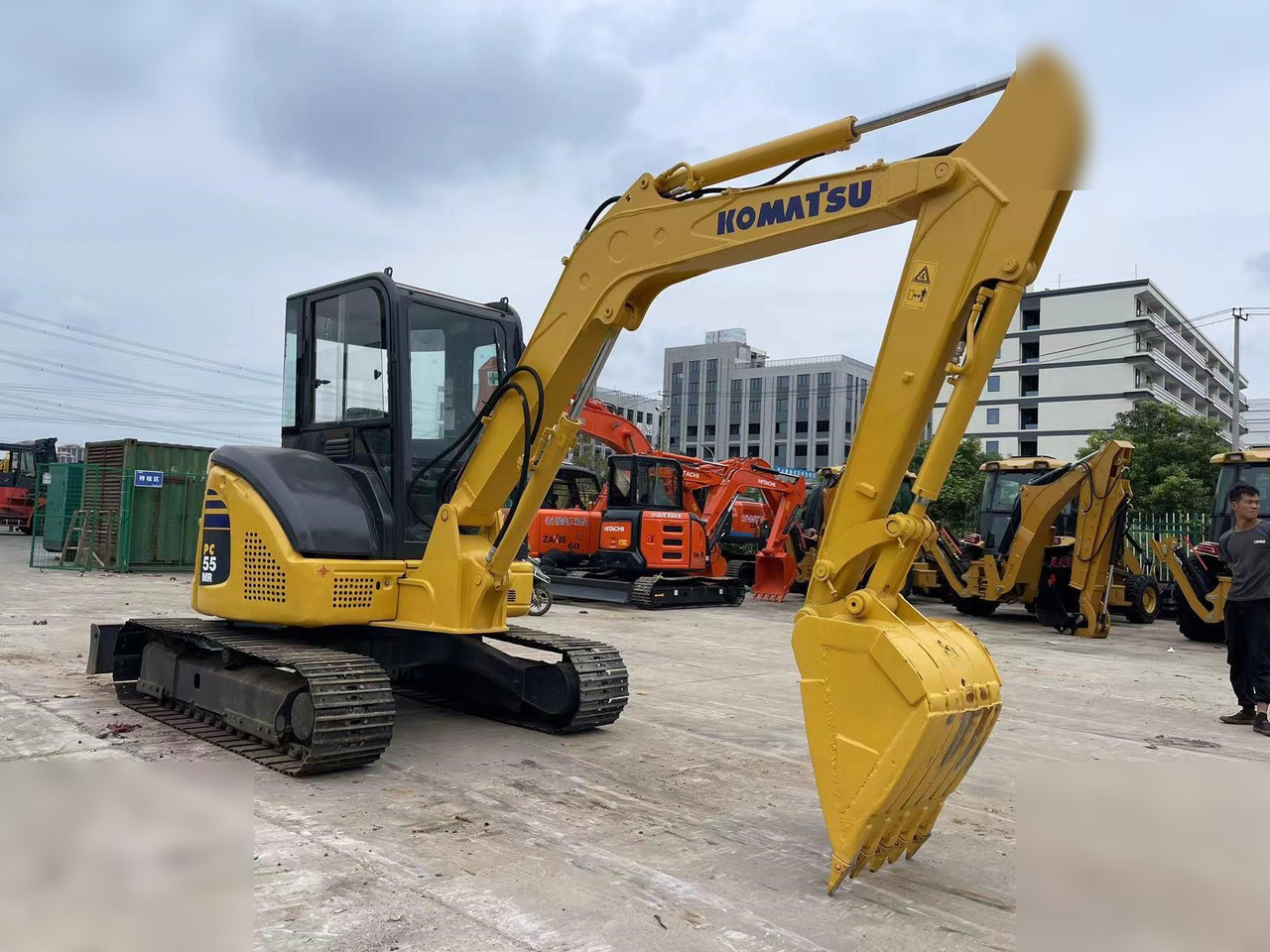 KOMATSU PC55MR-2 - Mini bager: slika KOMATSU PC55MR-2 - Mini bager KOMATSU PC55MR-2 - Mini bager: slika KOMATSU PC55MR-2 - Mini bager