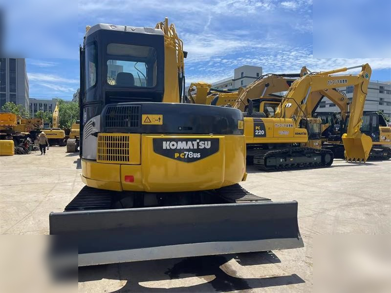 KOMATSU PC78US-6 - Bager gusjeničar: slika KOMATSU PC78US-6 - Bager gusjeničar KOMATSU PC78US-6 - Bager gusjeničar: slika KOMATSU PC78US-6 - Bager gusjeničar