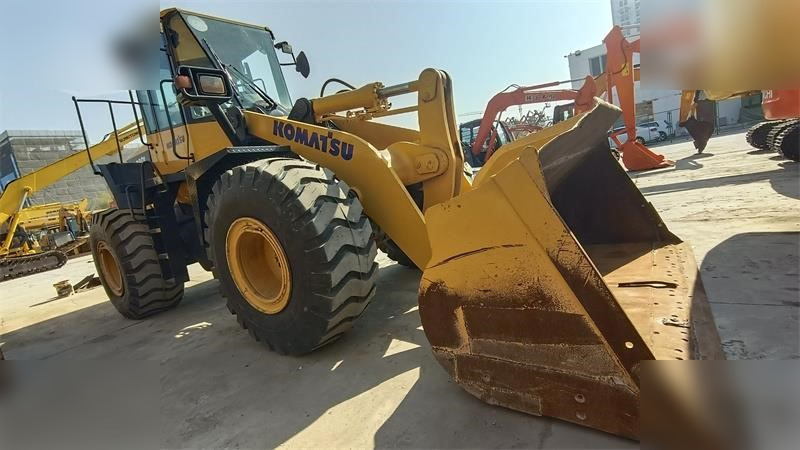 KOMATSU WA380Z-6 - Utovarivač na kotačima: slika KOMATSU WA380Z-6 - Utovarivač na kotačima KOMATSU WA380Z-6 - Utovarivač na kotačima: slika KOMATSU WA380Z-6 - Utovarivač na kotačima