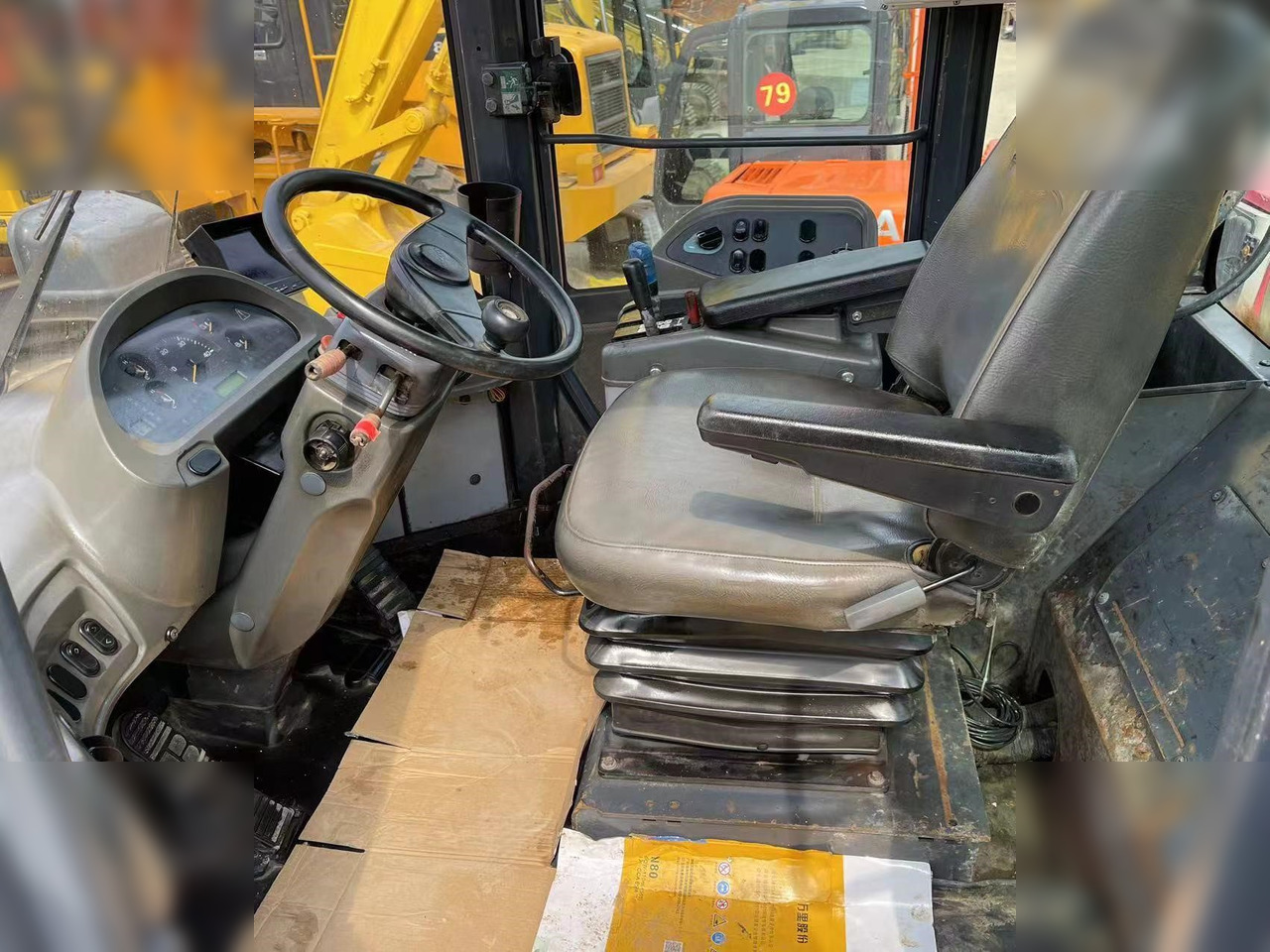 Utovarivač na kotačima KOMATSU WA380Z-6: slika Utovarivač na kotačima KOMATSU WA380Z-6