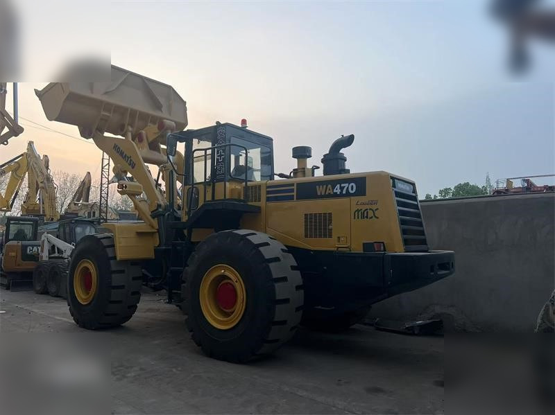 KOMATSU WA470-3 - Utovarivač na kotačima: slika KOMATSU WA470-3 - Utovarivač na kotačima KOMATSU WA470-3 - Utovarivač na kotačima: slika KOMATSU WA470-3 - Utovarivač na kotačima