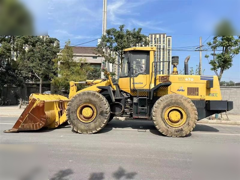 KOMATSU WA470-3 - Utovarivač na kotačima: slika KOMATSU WA470-3 - Utovarivač na kotačima KOMATSU WA470-3 - Utovarivač na kotačima: slika KOMATSU WA470-3 - Utovarivač na kotačima