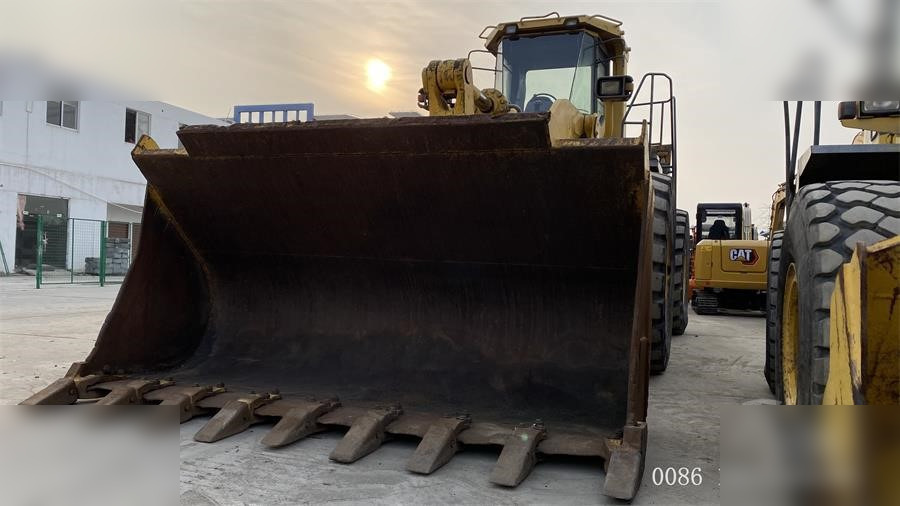 KOMATSU WA600-3 - Utovarivač na kotačima: slika KOMATSU WA600-3 - Utovarivač na kotačima KOMATSU WA600-3 - Utovarivač na kotačima: slika KOMATSU WA600-3 - Utovarivač na kotačima