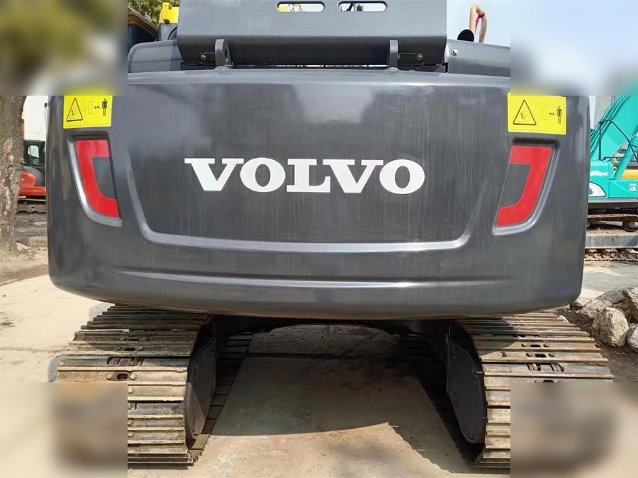 VOLVO EC140DL - Bager gusjeničar: slika VOLVO EC140DL - Bager gusjeničar VOLVO EC140DL - Bager gusjeničar: slika VOLVO EC140DL - Bager gusjeničar