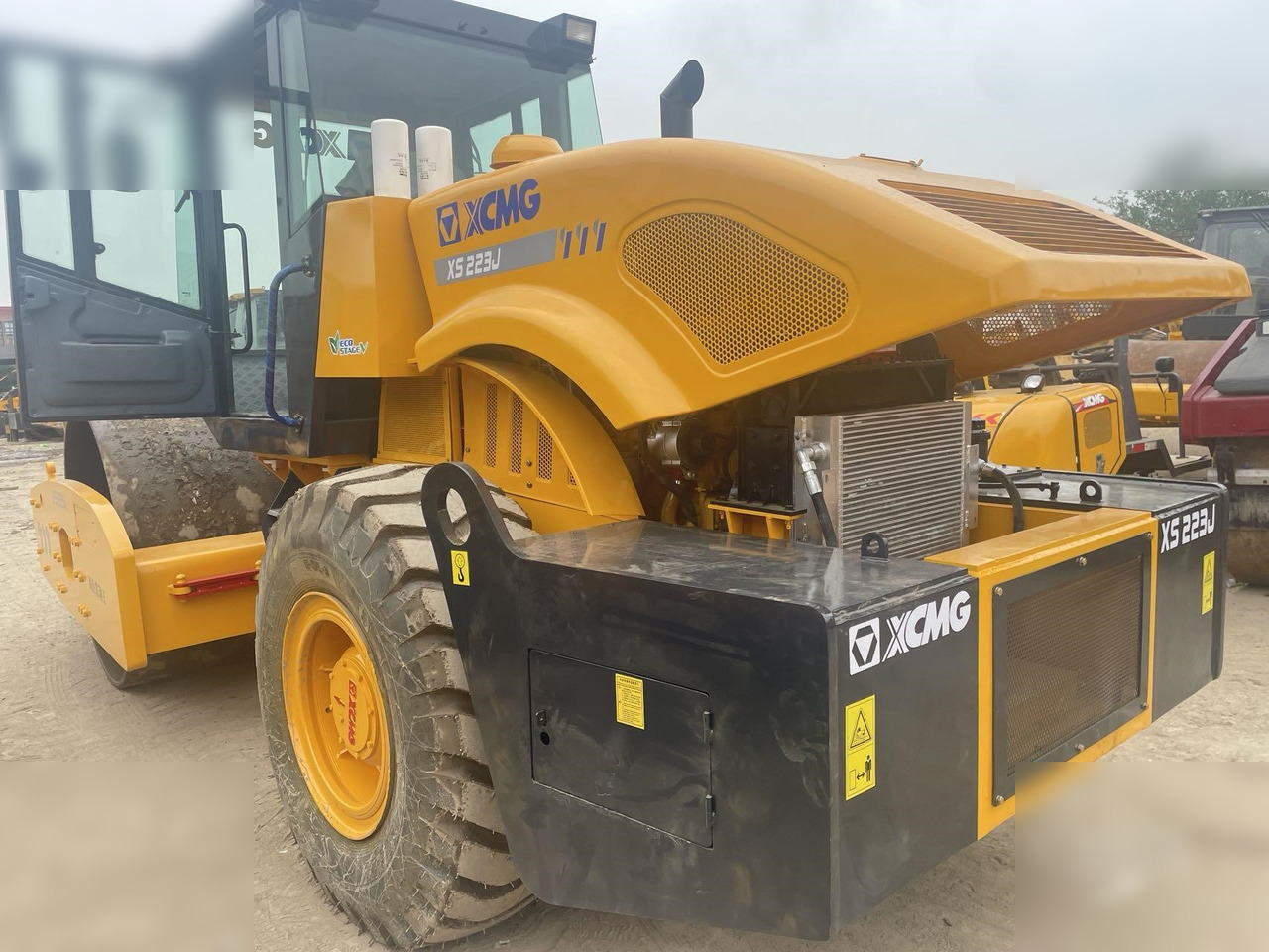 XCMG XS223J - Valjak: slika XCMG XS223J - Valjak XCMG XS223J - Valjak: slika XCMG XS223J - Valjak