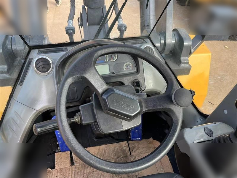 Utovarivač na kotačima XCMG ZL50GN: slika Utovarivač na kotačima XCMG ZL50GN