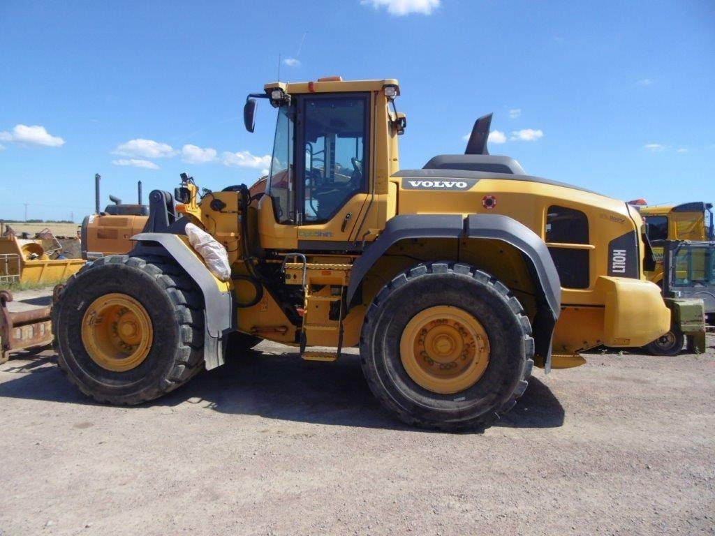 Volvo L110 H med optishift Fullutrustad med CDC-våg-kamr - Utovarivač na kotačima: slika Volvo L110 H med optishift Fullutrustad med CDC-våg-kamr - Utovarivač na kotačima Volvo L110 H med optishift Fullutrustad med CDC-våg-kamr - Utovarivač na kotačima: slika Volvo L110 H med optishift Fullutrustad med CDC-våg-kamr - Utovarivač na kotačima