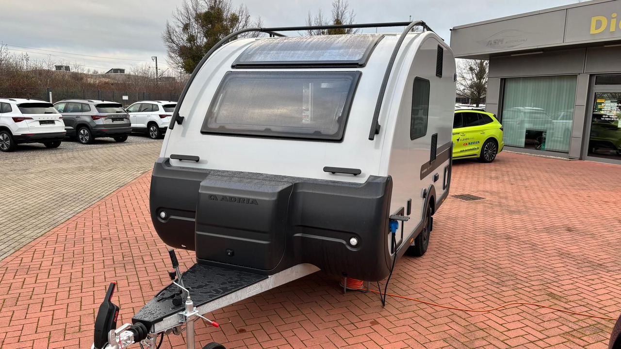 Adria Action 391 LH Sports*FUßBODEN-TEMP*SCHWENK-TISCH - Kamp prikolica: slika Adria Action 391 LH Sports*FUßBODEN-TEMP*SCHWENK-TISCH - Kamp prikolica Adria Action 391 LH Sports*FUßBODEN-TEMP*SCHWENK-TISCH - Kamp prikolica: slika Adria Action 391 LH Sports*FUßBODEN-TEMP*SCHWENK-TISCH - Kamp prikolica