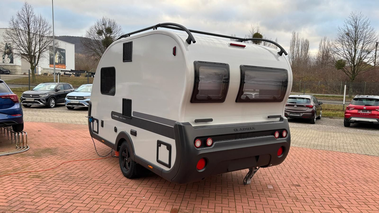 Adria Action 391 LH Sports*FUßBODEN-TEMP*SCHWENK-TISCH - Kamp prikolica: slika Adria Action 391 LH Sports*FUßBODEN-TEMP*SCHWENK-TISCH - Kamp prikolica Adria Action 391 LH Sports*FUßBODEN-TEMP*SCHWENK-TISCH - Kamp prikolica: slika Adria Action 391 LH Sports*FUßBODEN-TEMP*SCHWENK-TISCH - Kamp prikolica