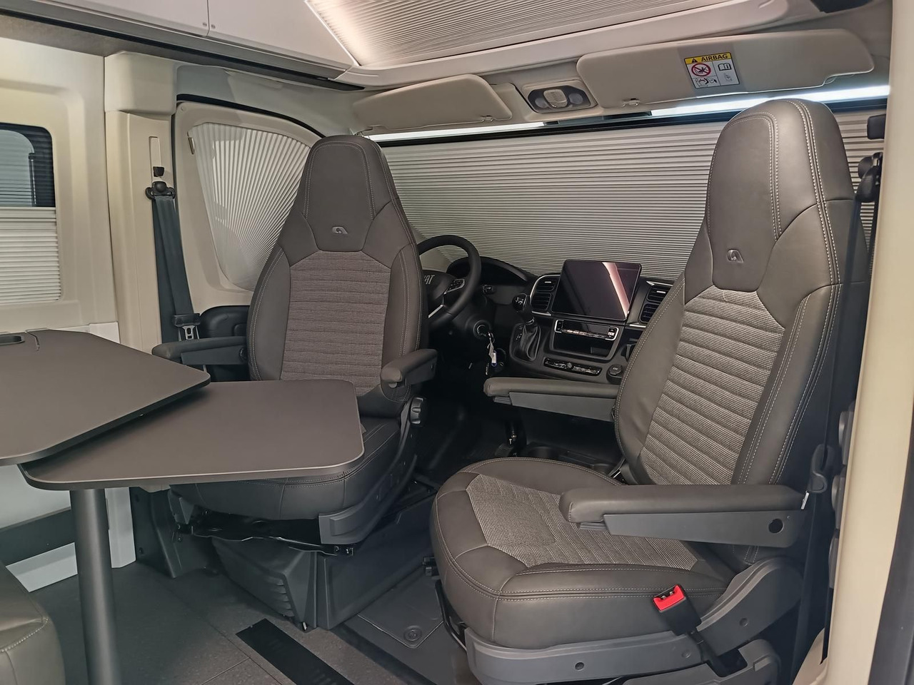 Kamp kombi Adria Twin Edition 640 SGX Maxi 132kW*138L KÜHLSCHRANK: slika Kamp kombi Adria Twin Edition 640 SGX Maxi 132kW*138L KÜHLSCHRANK